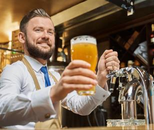 Emploi et accueil de jeunes âgés de moins de 18 ans dans les débits de boissons à consommer sur place